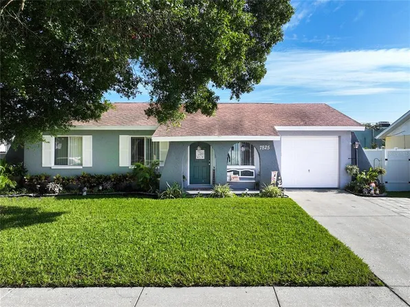7825 Powder Horn Cir, Largo, FL 33773