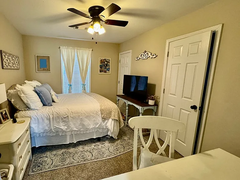 1402 Park St #42 — Photo 11