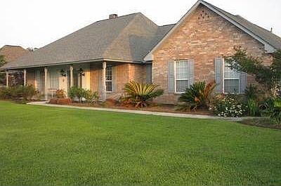 1st image of 13386 W Lakeshore Dr