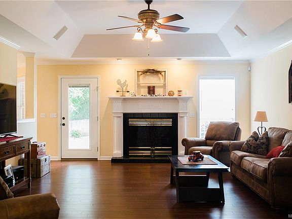 2nd image of 202 Wentworth Dr