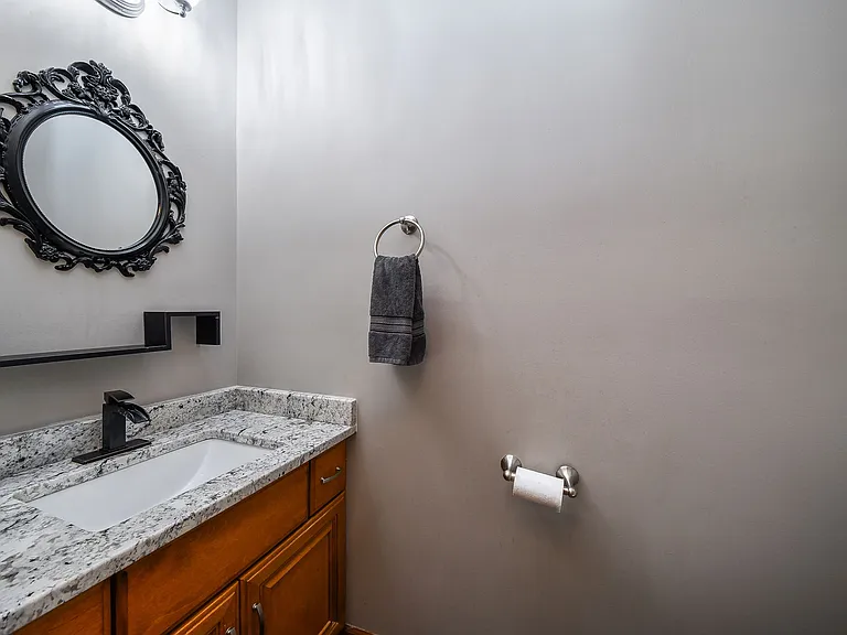1156 Keim Ct — Photo 6