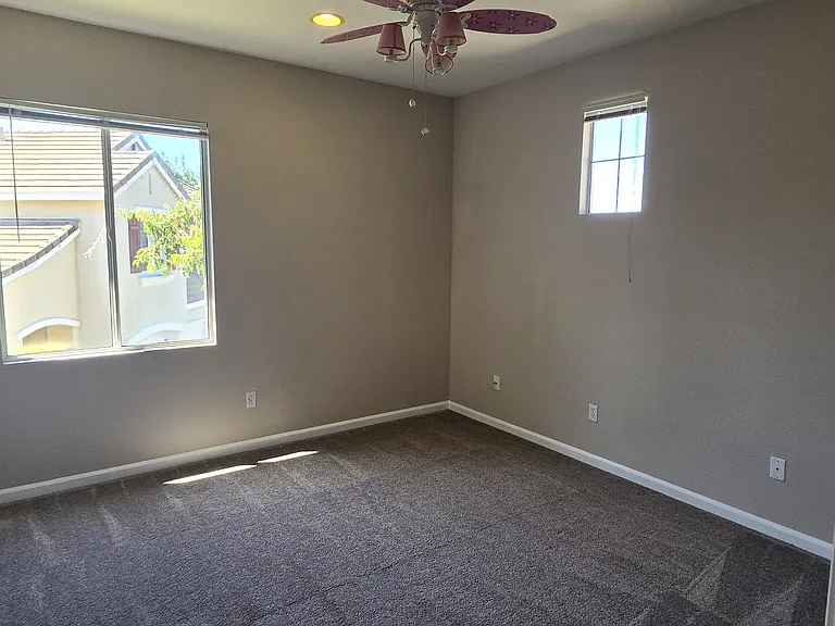 3292 Chateau Du Lac — Photo 19