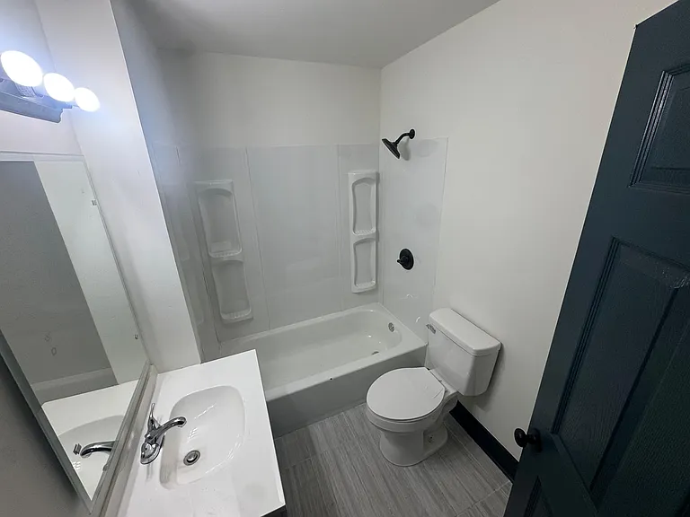 203 N 6th St — Photo 6