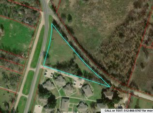 1903 W 6th St, Cameron, TX 76520