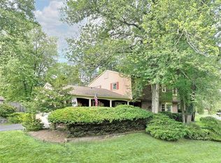 20 Deer Meadow Dr, West Nyack, NY 10994