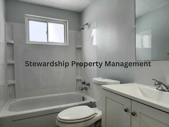 2nd image of 1111 N Elm St #2B-1Ba-700Sqft