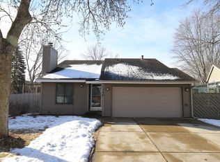 1380 Viewcrest Rd, Shoreview, MN 55126