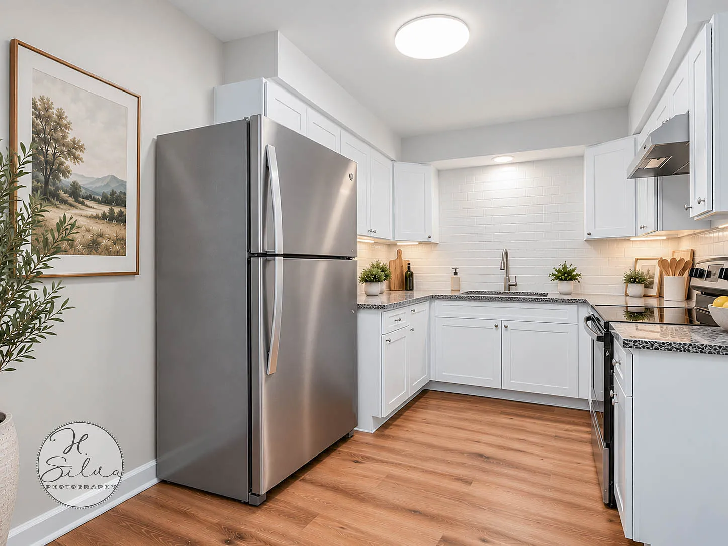3 bed, 1150 sqft, $1,900 — Photo 3