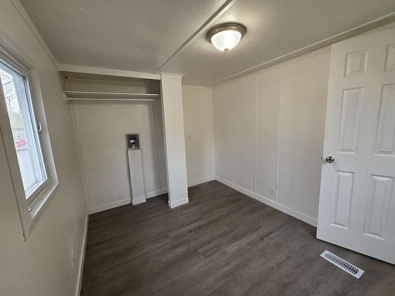4th image of 3948 N Adams St Space 15