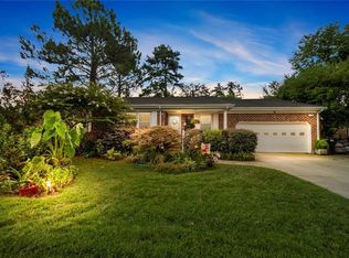 5085 Rochelle Rd, Virginia Beach, VA 23464