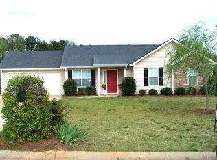 417 Lexington Park Dr, Lagrange, GA 30241