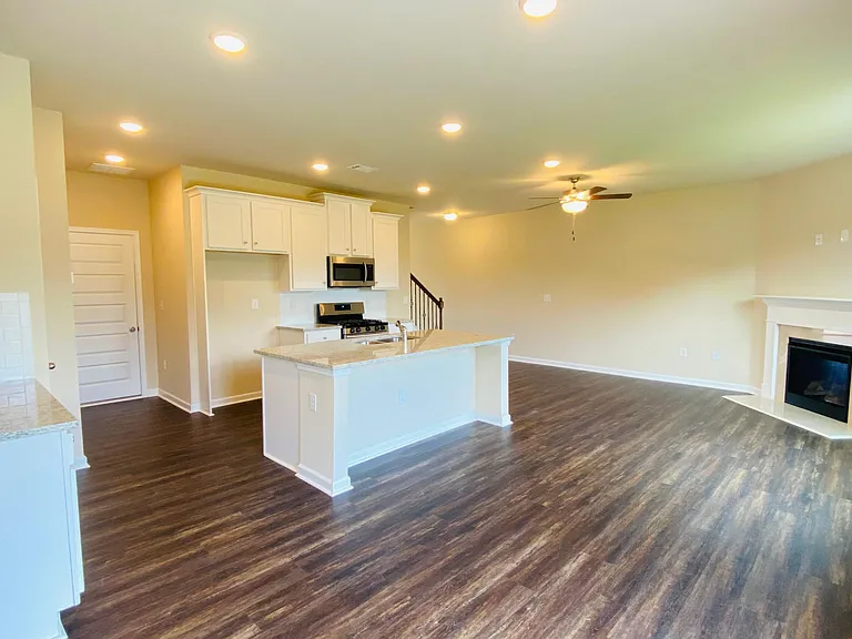 3681 Prospect Point Dr — Photo 7