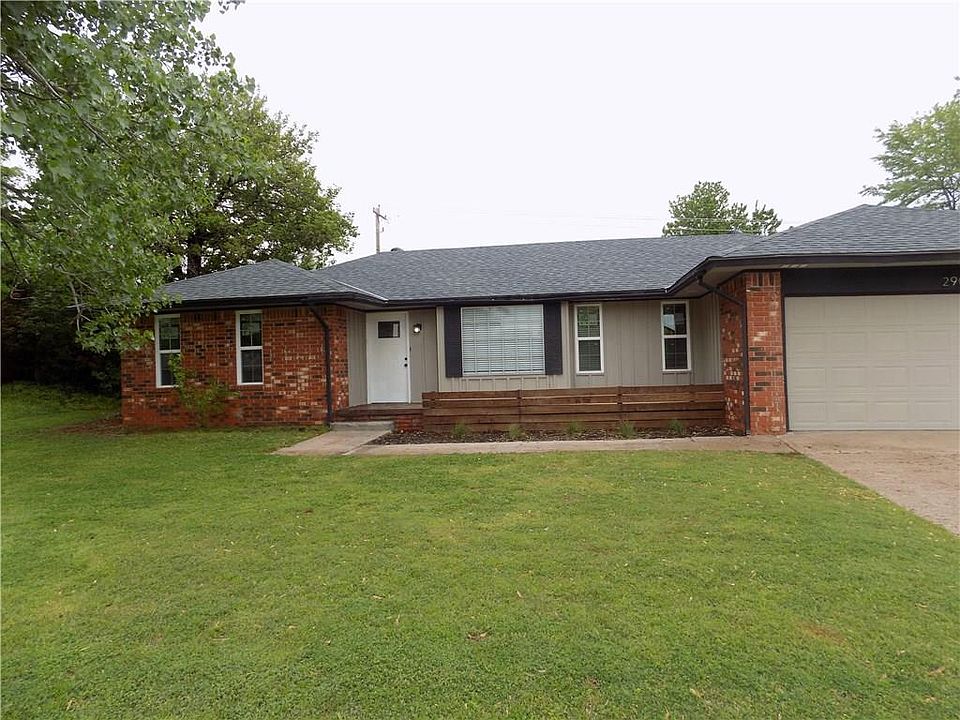 1st image of 2903 Woodbriar Dr