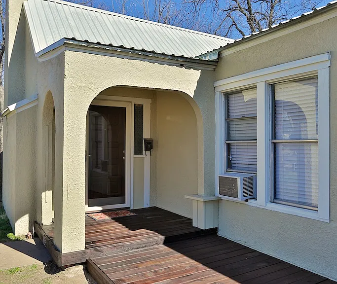825 Palm St — Photo 2
