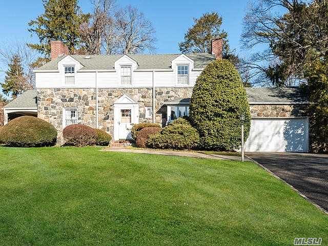 1st image of 137 Dogwood Ln