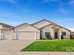 12044 W Blueberry Dr, Boise, ID 83709