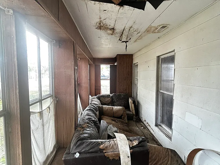 106 Locust St — Photo 15