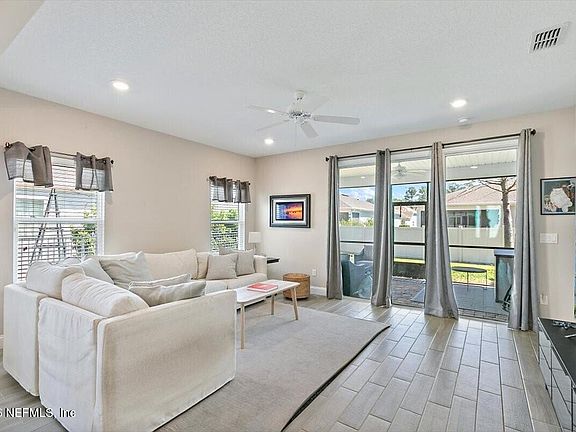 4th image of 2393 REESE Way