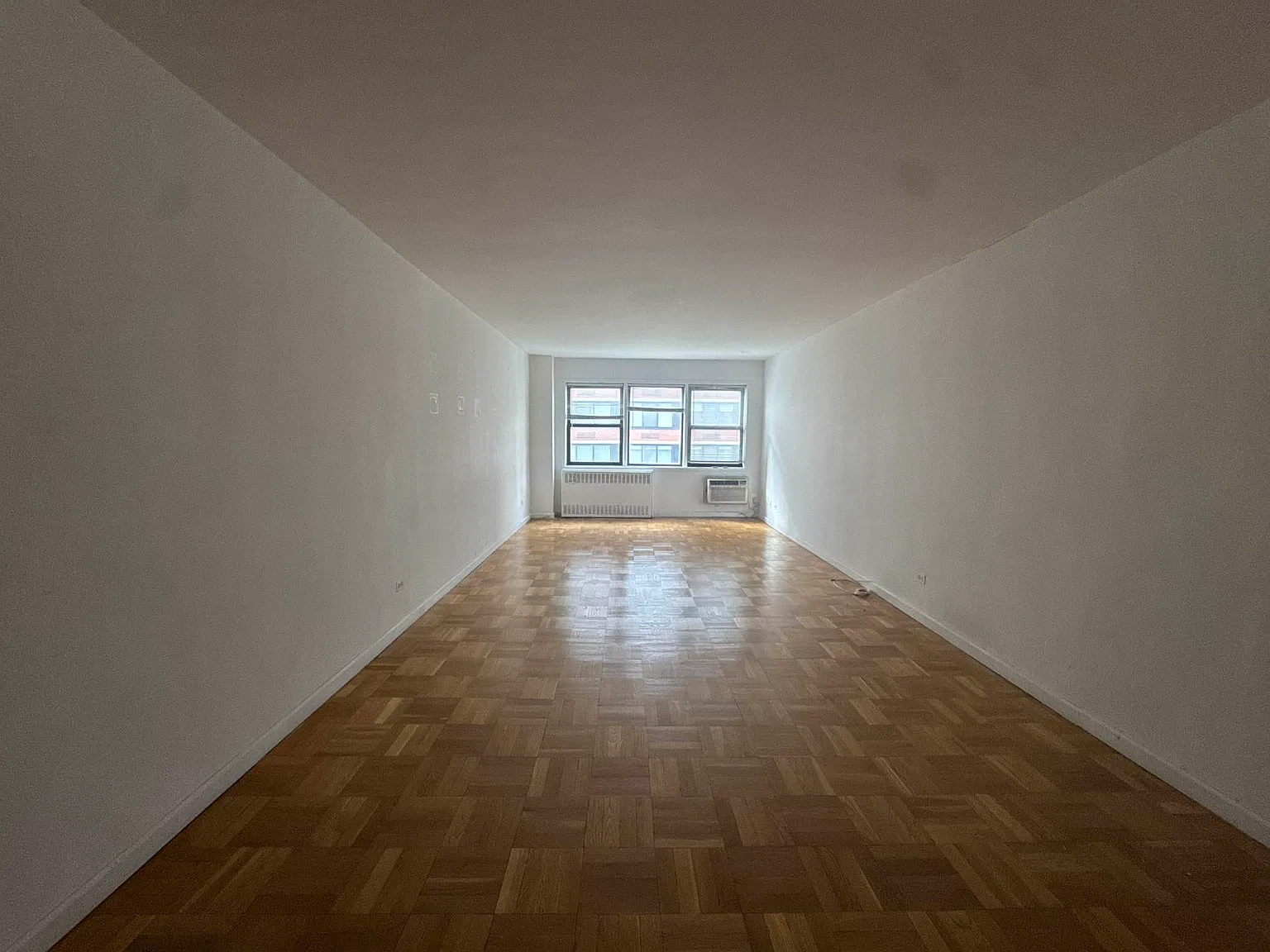 333 East 75th Street — Photo 1