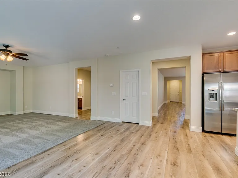 2884 Green Falls Ave — Photo 9