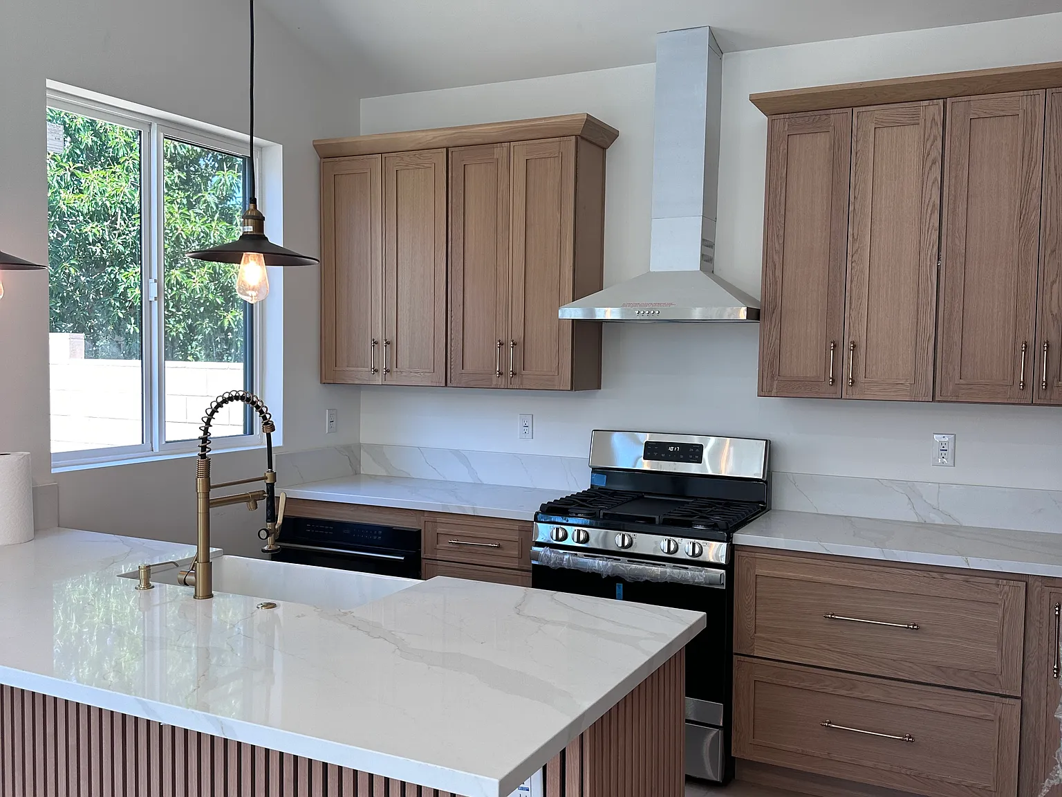 9619 Monte Vista St — Photo 2