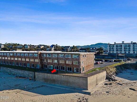 2nd image of 145 NW Inlet Ave #126