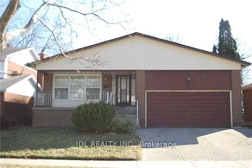 28 Harringay Cres Photo 1