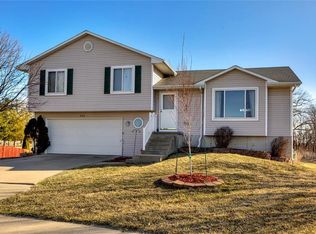 526 SE Aster Ct, Ankeny, IA 50021