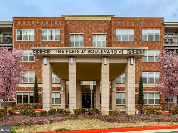 10755 Fairgrounds Dr #135, Fairfax, VA 22030