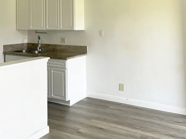 1822 W Sumac Ln APT 5, Anaheim, CA 92804