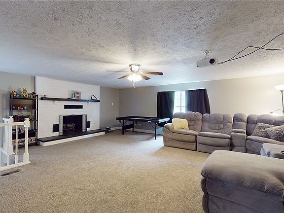 3rd image of 1011 25th St
