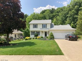 7534 Ridge Rd, Parma, OH 44129