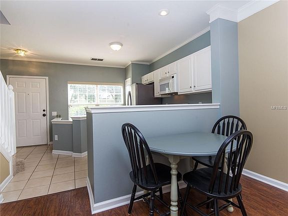 5th image of 998 Vineland Pl