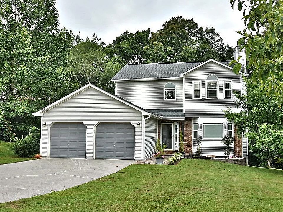 1st image of 1221 Reston Ct