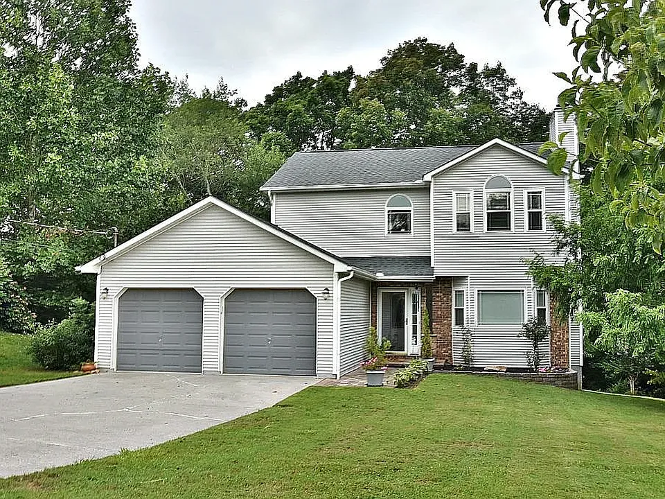 1221 Reston Ct