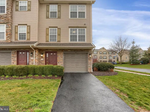 109 Greenbrook Dr, Bellefonte, PA 16823