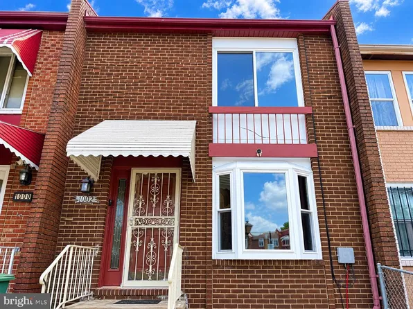 1002 Barnaby Ter SE, Washington, DC 20032