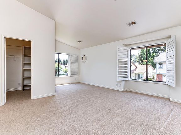 5th image of 2048 Kiowa Crest Dr #1