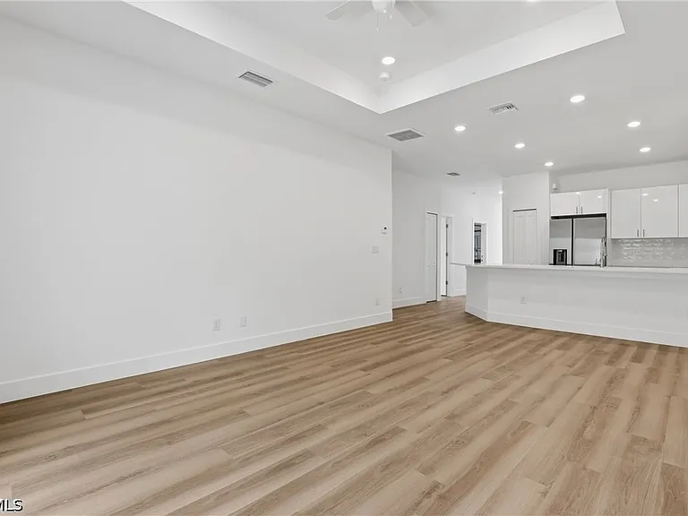 4708 27th St SW — Photo 21