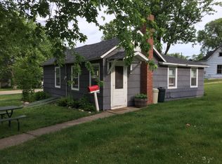 1102 Race St, Wisconsin Dells, WI 53965