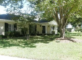 3811 Woodside Dr, Monroe, LA 71201