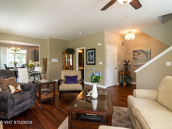 3rd image of 432 W Wood St #13
