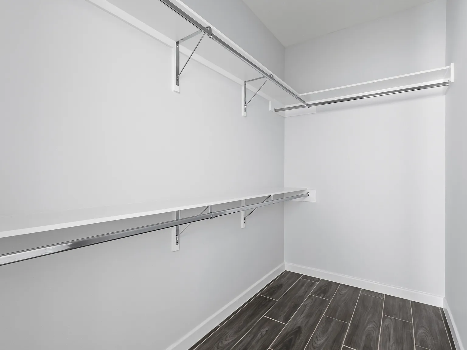 2904 S Links Drive - 3-Back — Photo 4