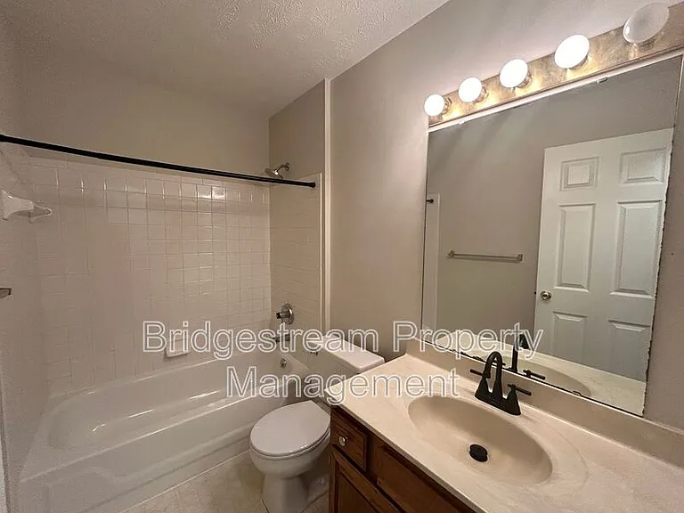 6615 Hedington Sq #2 — Photo 7