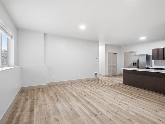 5th image of 1816 N 15th St #101