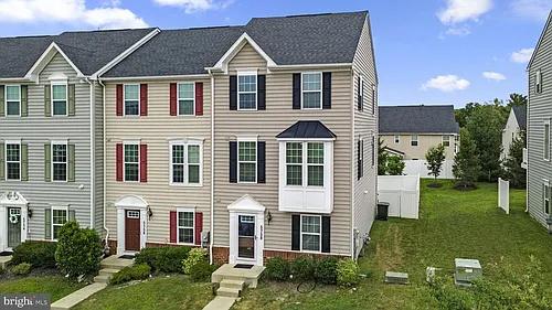 5758 Barts Way Photo 1