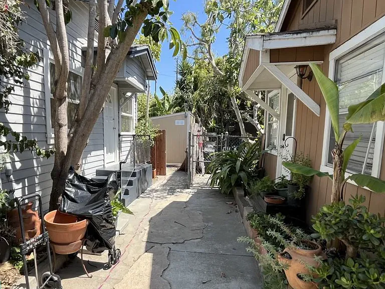 11820 Venice Blvd #4 — Photo 11