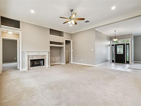 5th image of 1584 Elderberry Loop