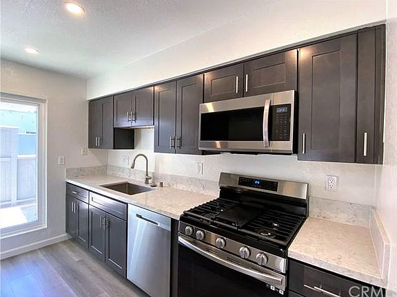 4th image of 2830 W Segerstrom Ave #A