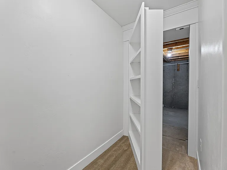4442 W Lone Shadow Ln — Photo 21